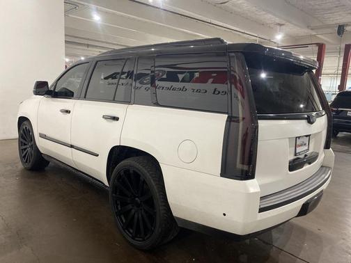 2017 Cadillac Escalade Platinum