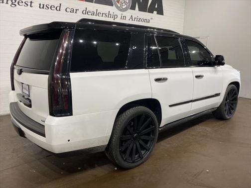 2017 Cadillac Escalade Platinum
