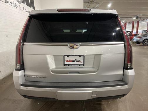 2016 Cadillac Escalade Luxury