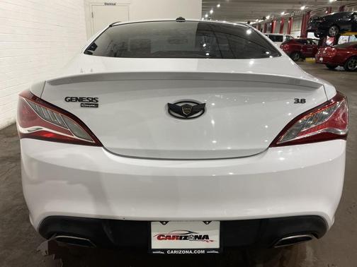 2016 Hyundai Genesis Coupe 3.8 Base