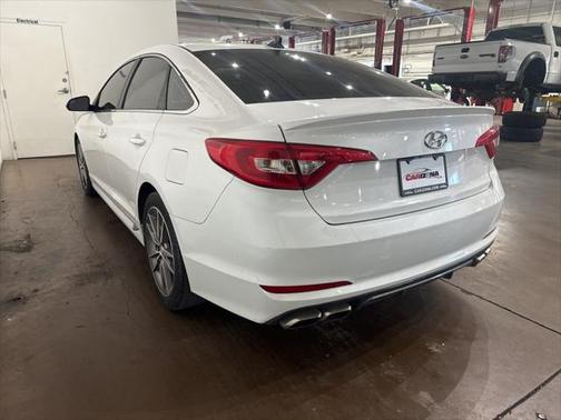 2017 Hyundai SONATA Sport 2.0T