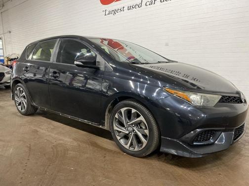 2016 Scion iM Base