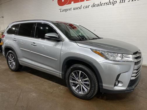 2017 Toyota Highlander XLE