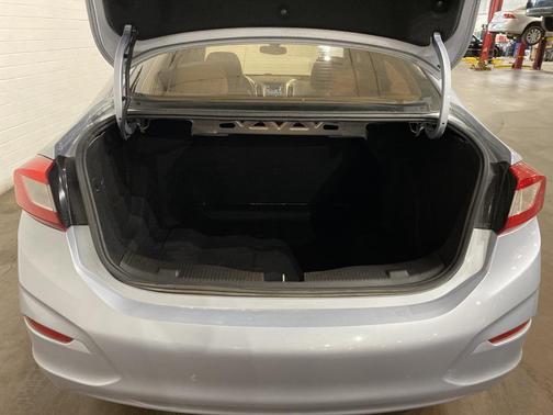 2018 Chevrolet Cruze LS