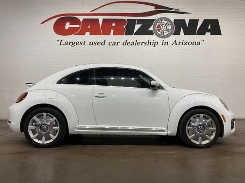 2019 Volkswagen Beetle 2.0T SE