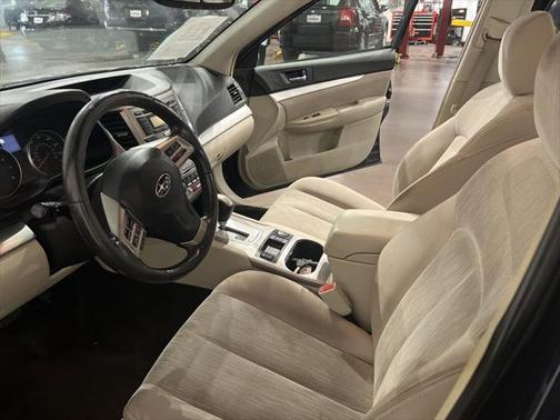 2013 Subaru Legacy Premium