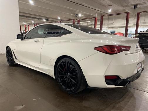 2017 INFINITI Q60 3.0t Red Sport 400