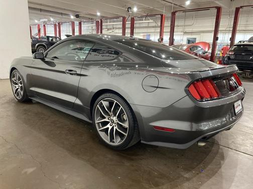2015 Ford Mustang EcoBoost Premium