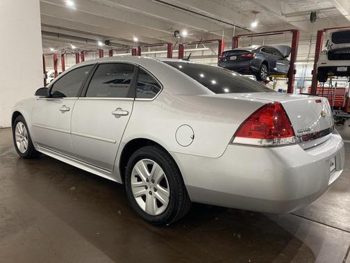 2010 Chevrolet Impala LS