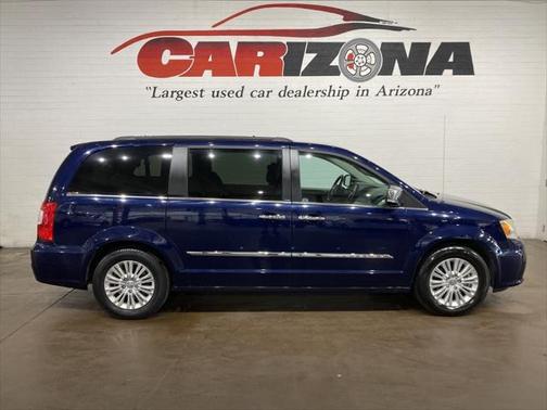 2013 Chrysler Town & Country Touring-L
