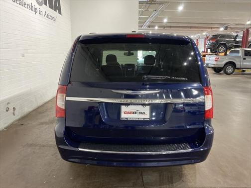 2013 Chrysler Town & Country Touring-L