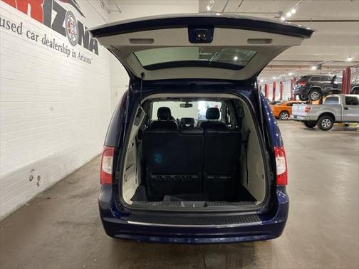 2013 Chrysler Town & Country Touring-L