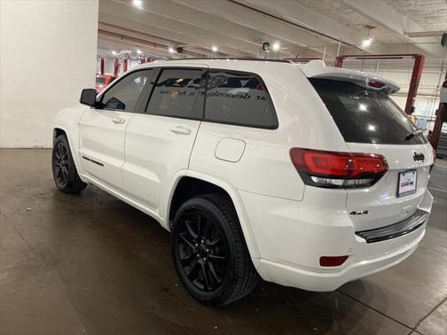 2017 Jeep Grand Cherokee Altitude
