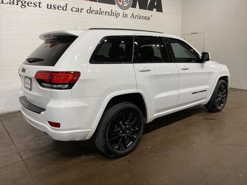 2017 Jeep Grand Cherokee Altitude