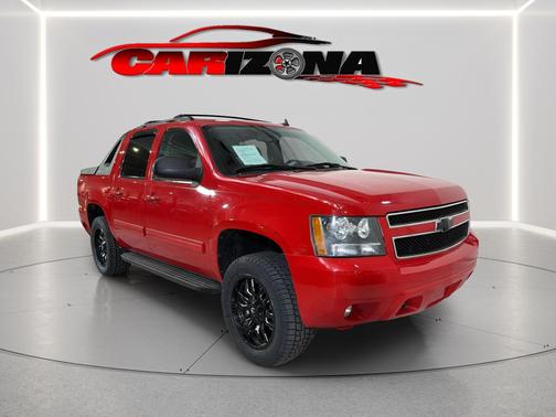 Victory Red 2011 Chevrolet Avalanche 1500 LT