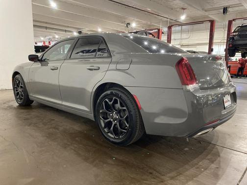 2019 Chrysler 300 S