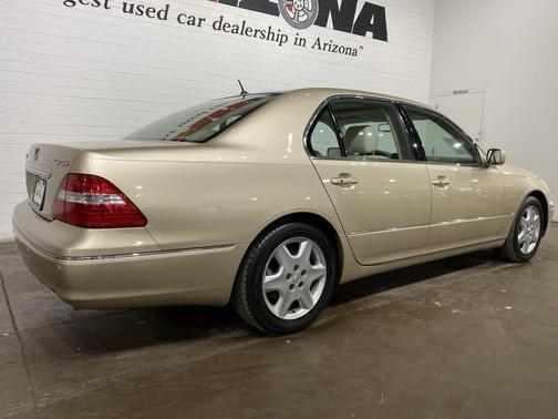 2004 Lexus LS 430 Base
