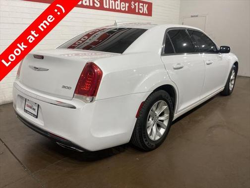 2015 Chrysler 300 Limited