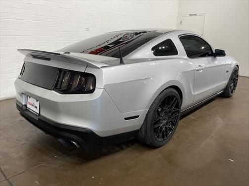 2011 Ford Mustang GT Premium