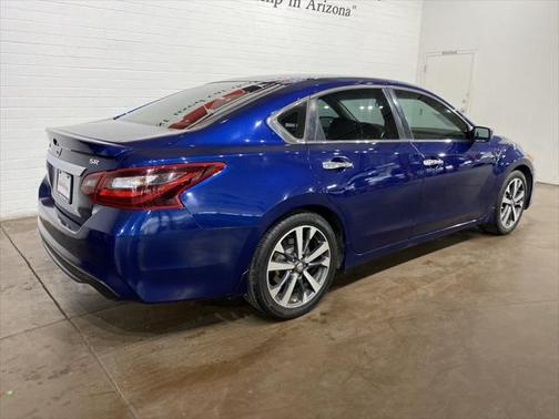 2017 Nissan Altima 2.5 SR