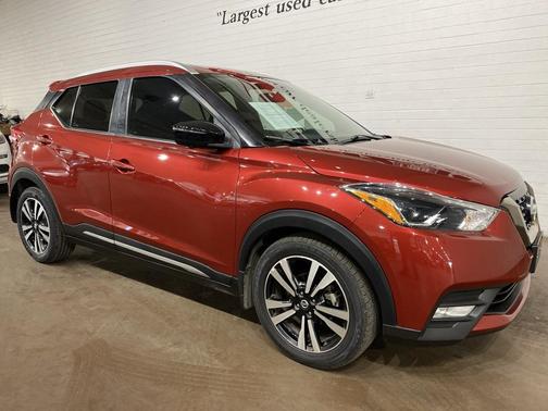 2020 Nissan Kicks SR