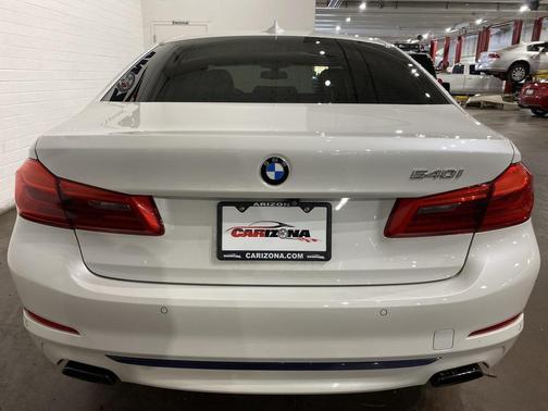 2018 BMW 540 540i