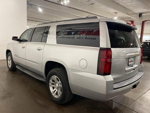 2017 Chevrolet Suburban LS