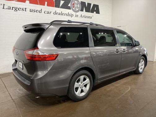 2015 Toyota Sienna LE