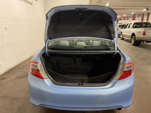 2012 Toyota Camry Hybrid LE