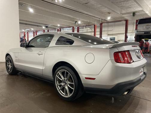 2011 Ford Mustang GT Premium