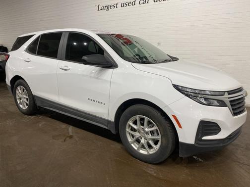 2022 Chevrolet Equinox LS