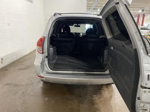 2006 Toyota RAV4 Sport
