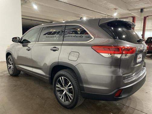 2017 Toyota Highlander LE Plus