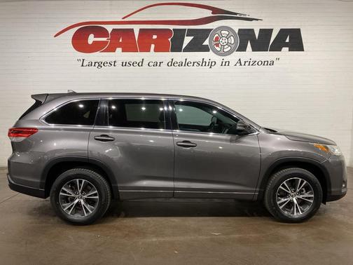 2017 Toyota Highlander LE Plus