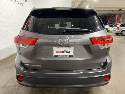 2017 Toyota Highlander LE Plus