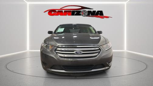 2017 Ford Taurus SE