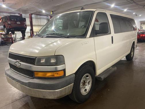 2016 Chevrolet Express 3500 LT