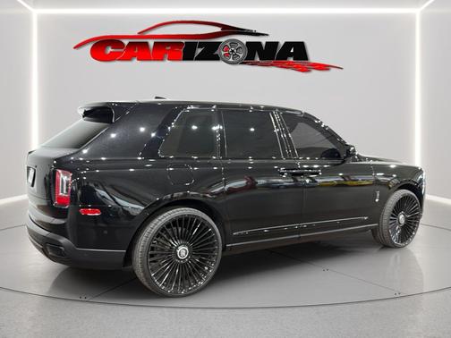 Obsidian 2022 Rolls-Royce Cullinan Black Badge