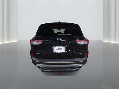 2022 Ford Escape PHEV Titanium