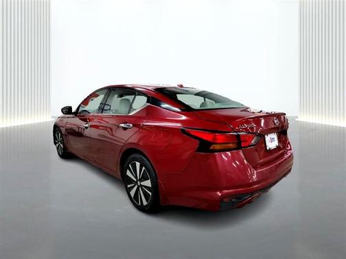 2022 Nissan Altima 2.5 SL
