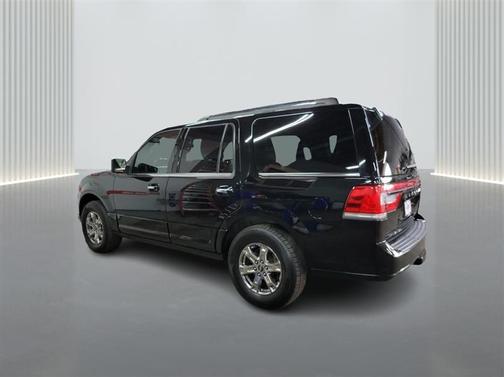 2017 Lincoln Navigator Select