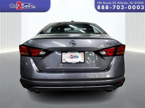 2022 Nissan Altima 2.5 SR