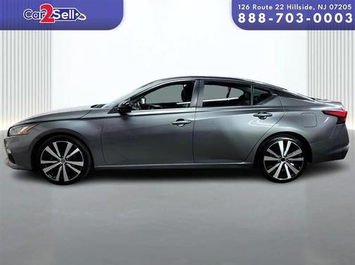 2022 Nissan Altima 2.5 SR