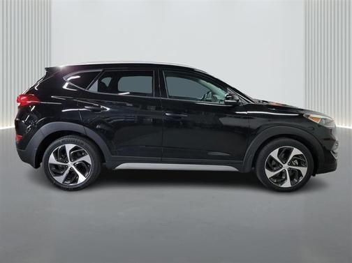 2017 Hyundai TUCSON Sport
