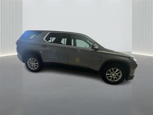 Gray 2023 Chevrolet Traverse LS