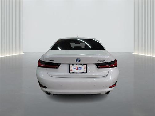 2022 BMW 330e xDrive