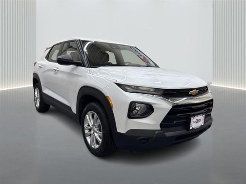 White 2023 Chevrolet Trailblazer LS