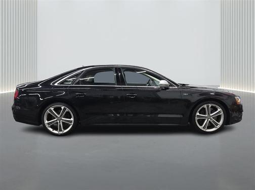 2014 Audi S8 4.0T quattro