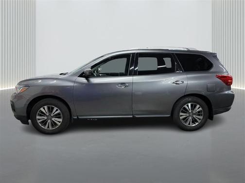 2020 Nissan Pathfinder S