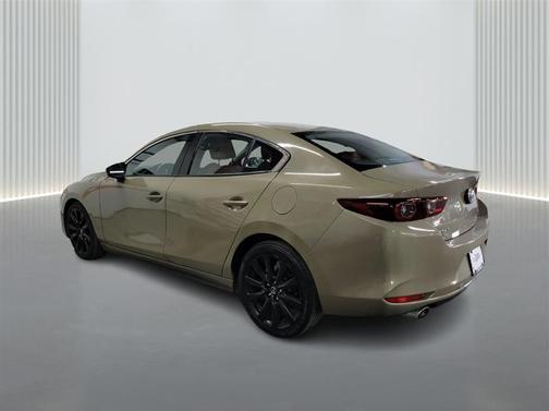 2024 Mazda Mazda3 2.5 Carbon Turbo